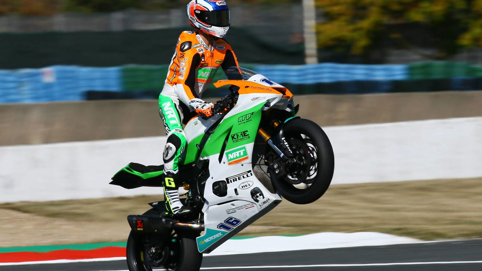 Cluzel storms to home win to close gap to Cortese