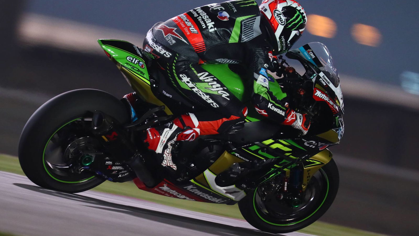 Qatar WorldSBK: Rea ties Polen with race one win