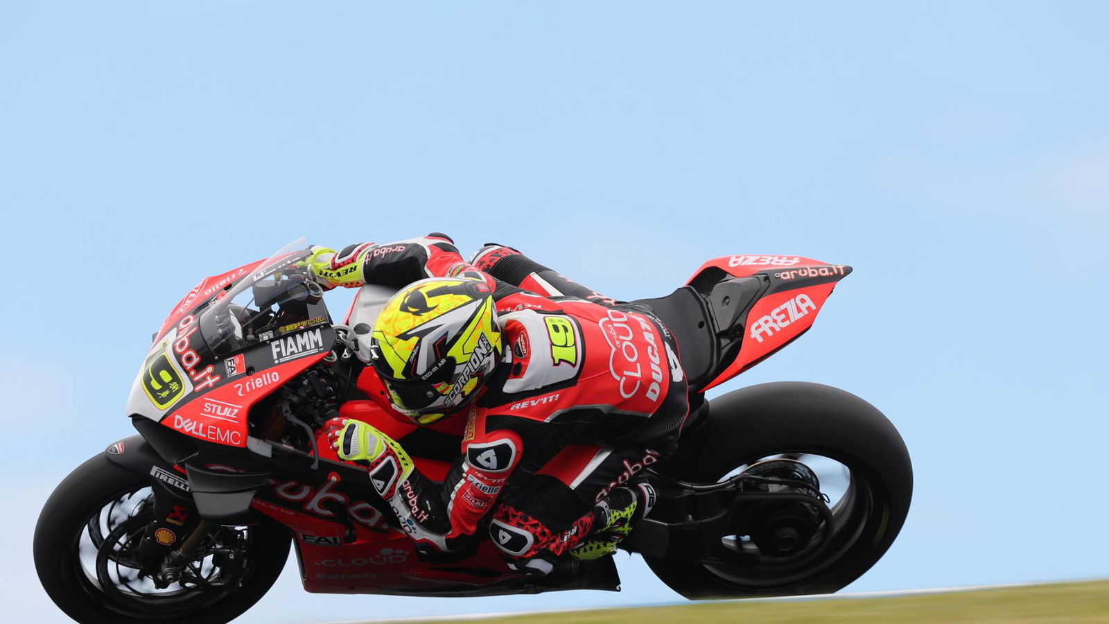 Bautista stays clear of Haslam, Rea