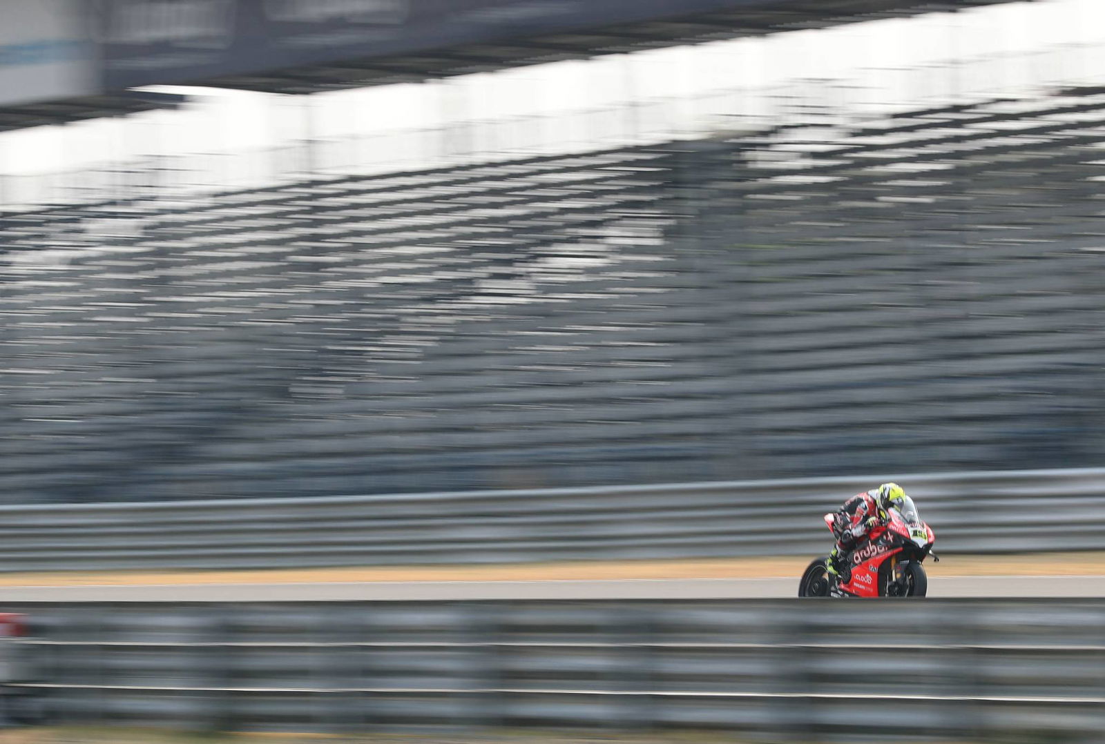 Bautista wins red-flagged sprint race