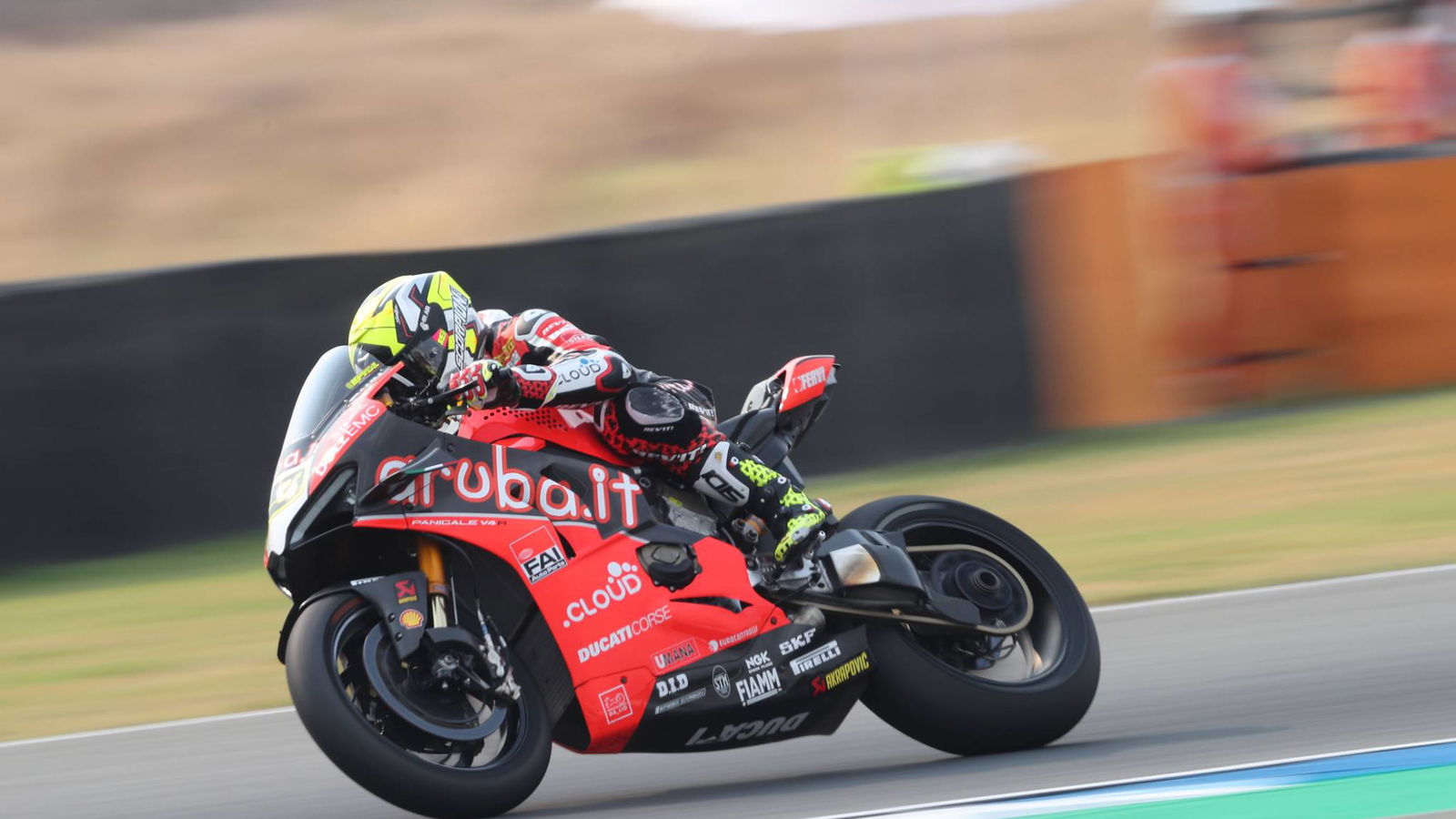 Bautista melesat ke tiang perdananya di World Superbike dengan rekor lap