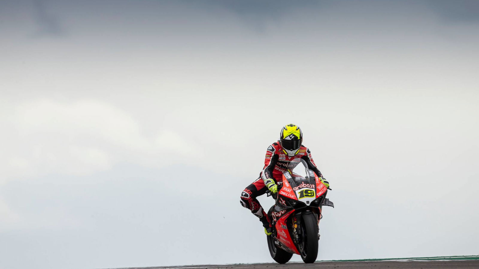 Bautista blasts clear as Rea fights hard to second