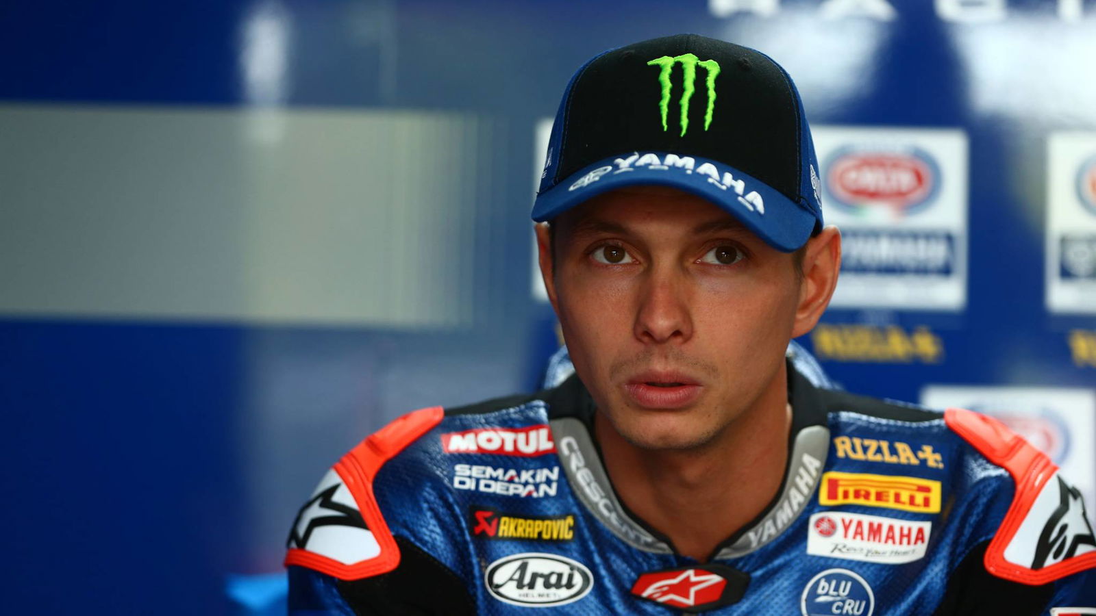 Gegar otak, retak pergelangan tangan tidak termasuk van der Mark di Misano