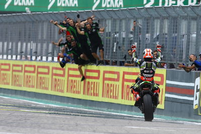 Rea sprints to commanding Imola win