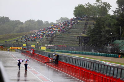 Balapan final WorldSBK dibatalkan karena para pembalap tidak setuju dengan kondisi tersebut