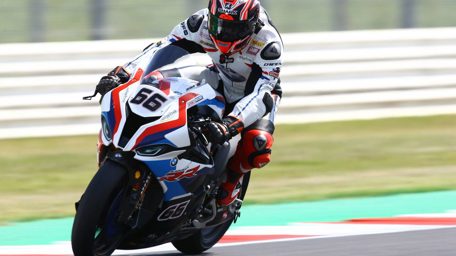 Sykes fastest without ‘focusing too much on lap time’