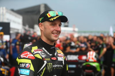 van der Mark mengharapkan untuk mengendarai Donington, Mackenzie dalam keadaan siaga