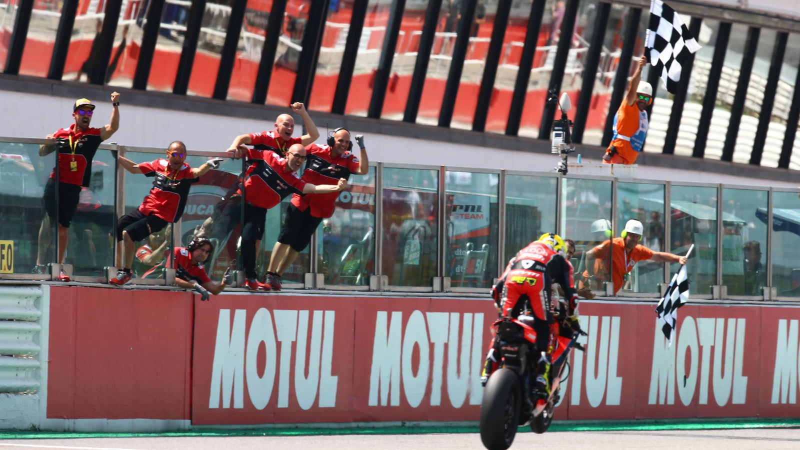 Bautista back to winning ways as Rea recovers from freak crash