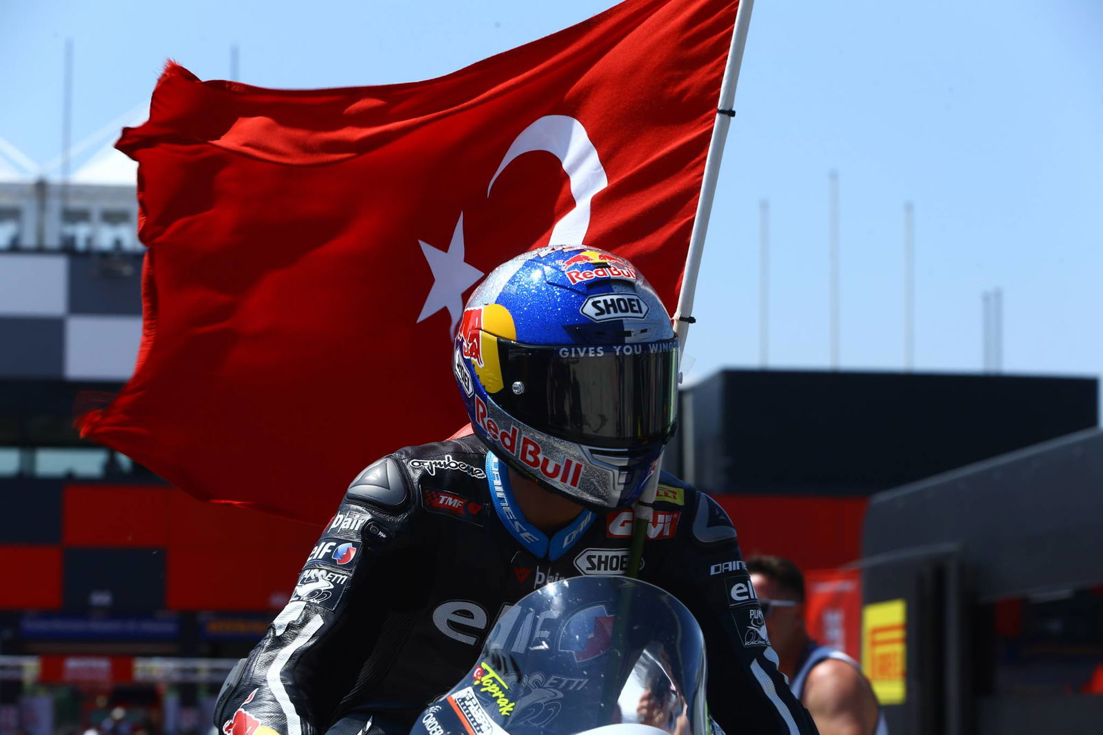 Rea gets winning feeling back to ignite WorldSBK title race