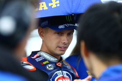 Baz menemukan alurnya untuk memimpin upaya Yamaha di Donington