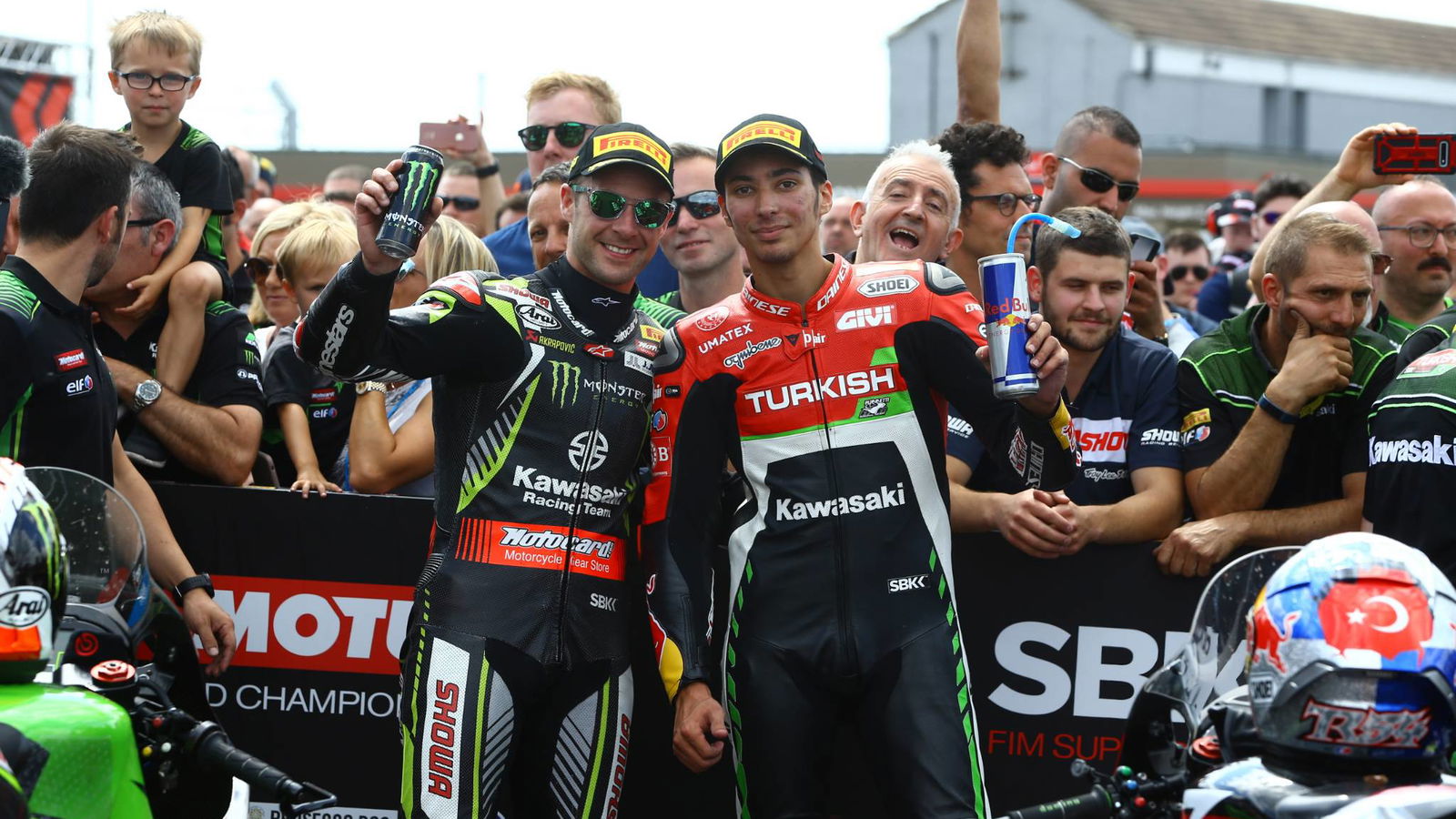 Razgatlioglu takes fight to Rea again, continues podium collection
