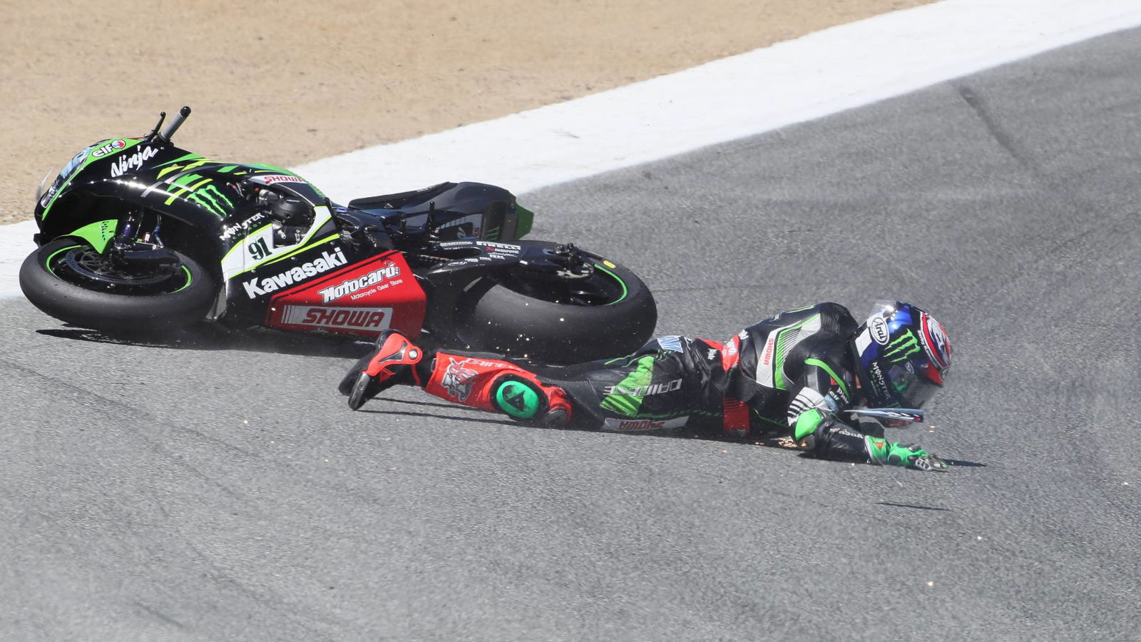 Haslam bangs head in fall, fitness to be reviewed after warm-up