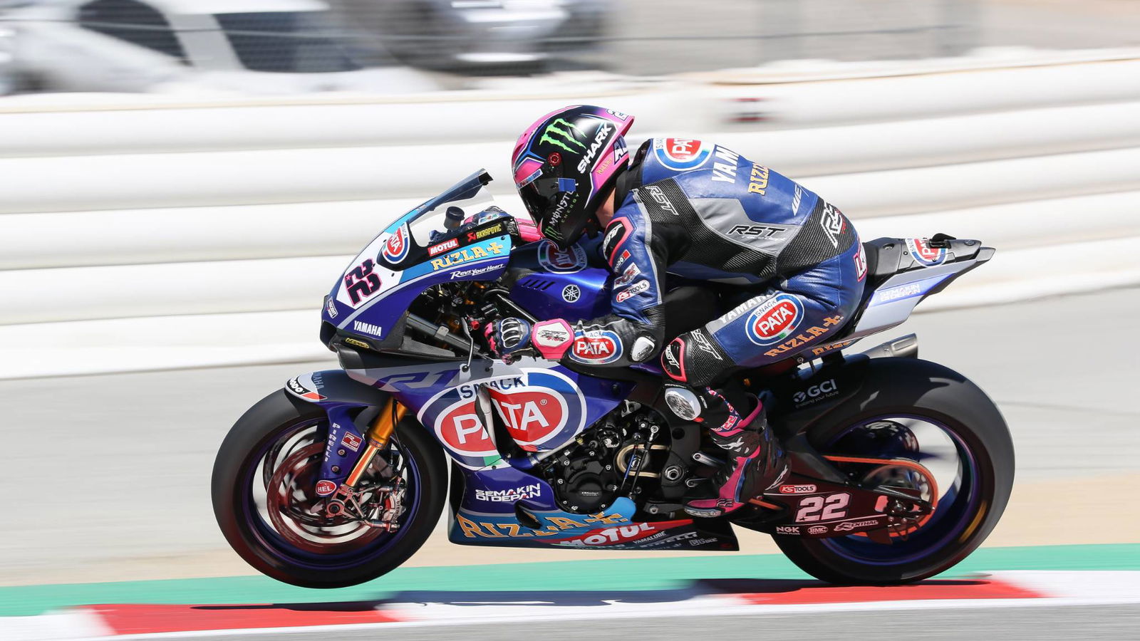 Lowes takes third off van der Mark at Laguna Seca