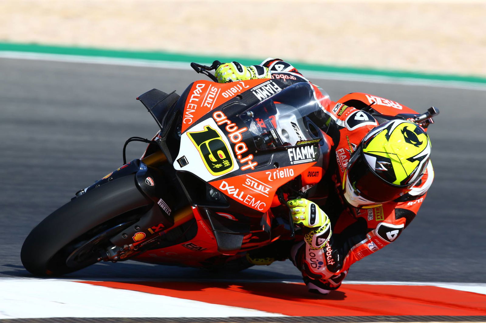 Rea leads Bautista as World Superbikes returns