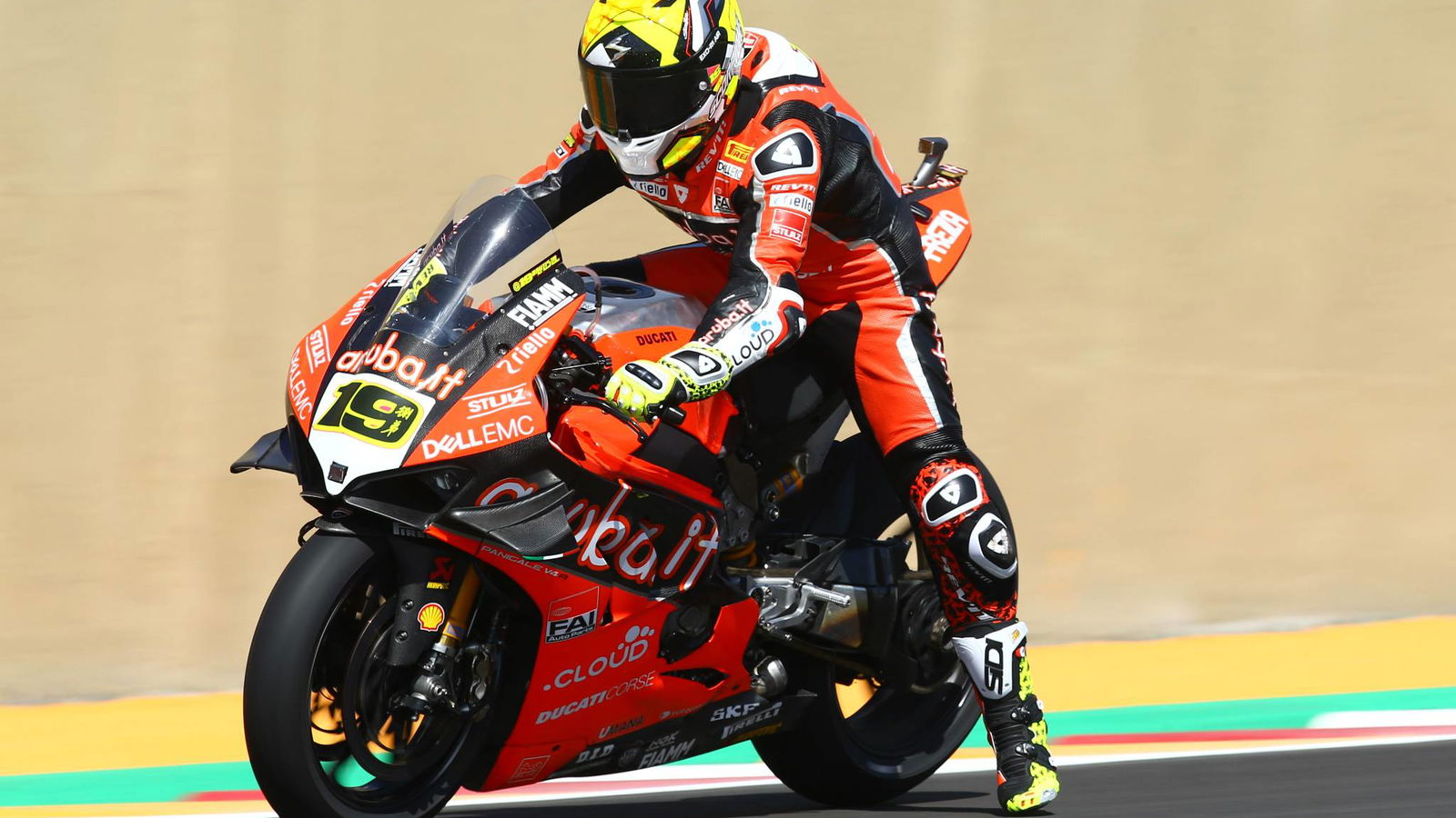 Bautista memenangkan pertandingan pembuka Argentina WorldSBK dengan 12 starter