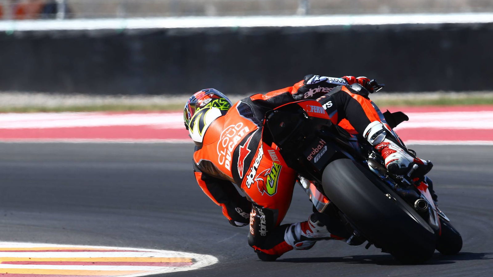 Pembalap World Superbike duduk di Argentina Race 1 dengan alasan keamanan