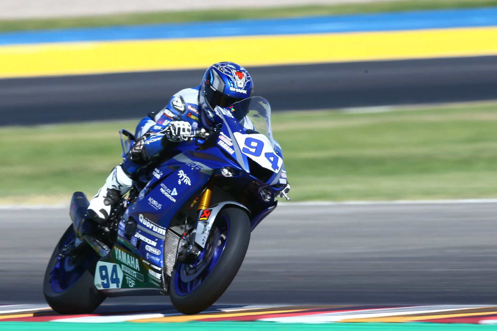 Perolari slides to maiden World Supersport pole position