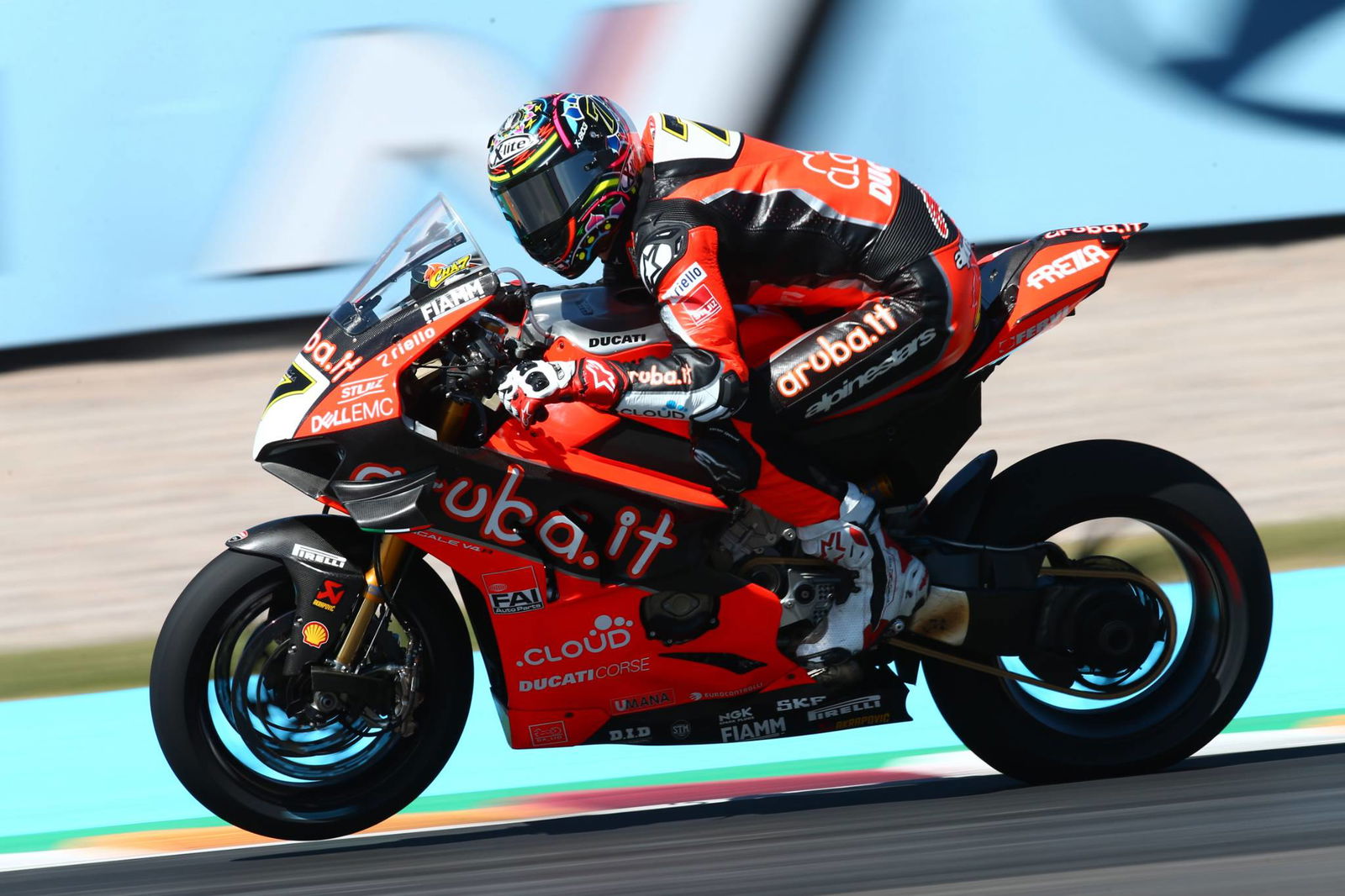 Davies leads Rea, Bautista in Qatar