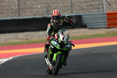 Rea mengalahkan Davies di Argentina World Superbike Race 2