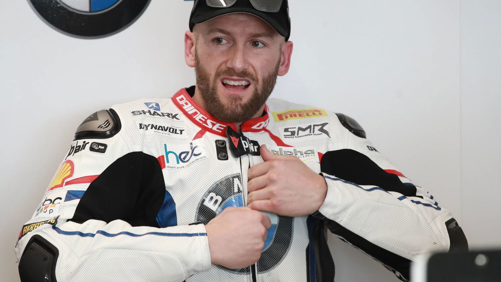 Tom Sykes menandatangani kontrak kembali dengan BMW untuk musim WorldSBK 2021