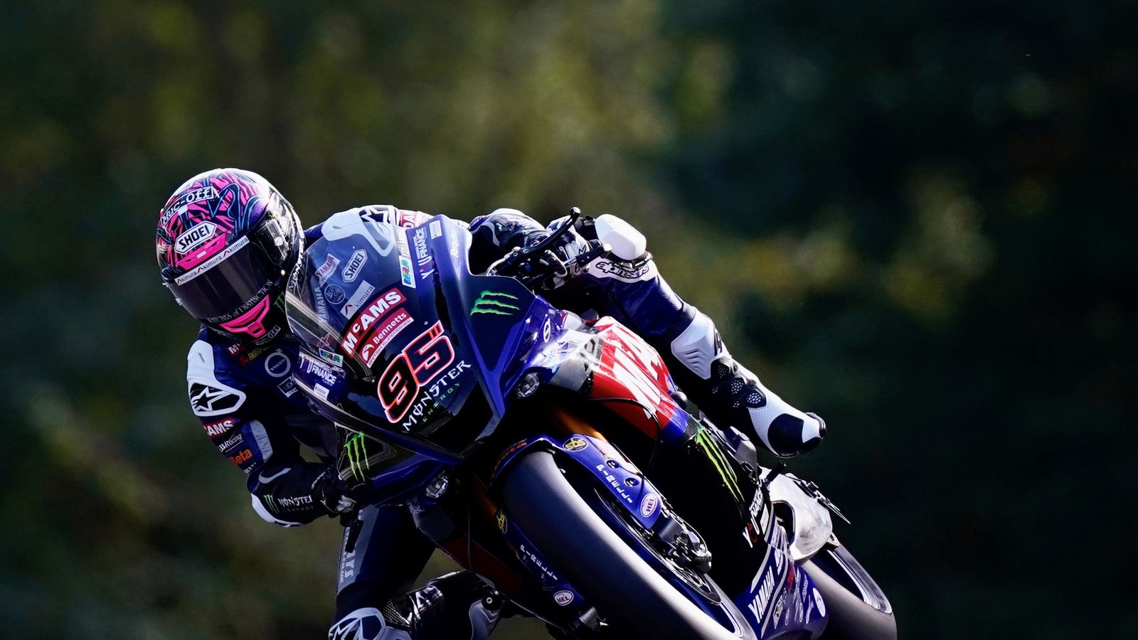 Tarran Mackenzie to defend BSB title with McAMS Yamaha in 2022