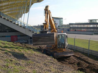 Assen starts construction of 'floating grandstand'