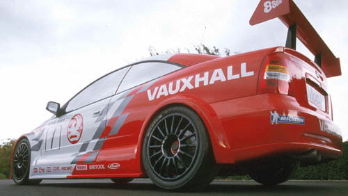 Vauxhalls dominate second TOCA test.
