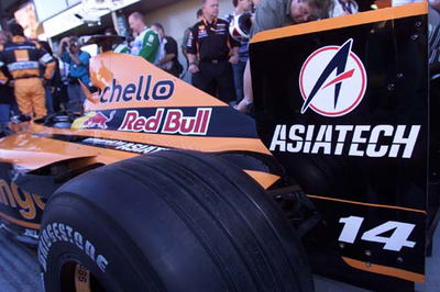 Red Bull and Arrows to develop US racing plan.