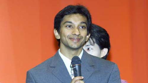 Cheever tests Karthikeyan.