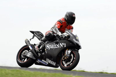 Times drop but more rain taunts Yamaha.