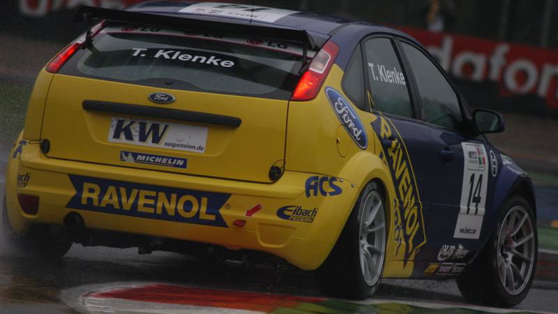 WTCC: Ford build experience in season opener.