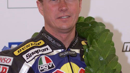 Split second double-race wins for Reynolds.