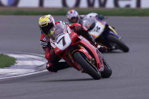 Split second double-race wins for Reynolds.