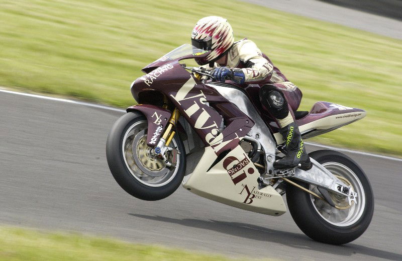 Rizla Suzuki signs Haydon.