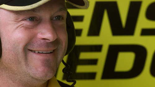 Ross Kemp joins Jordan as a 'truckie'.