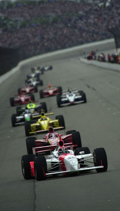 More wall problems for Ray as rain closes on Indy.