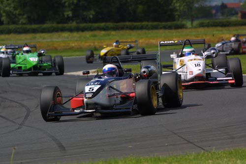 British F3 - Castle Combe: Round Seven.