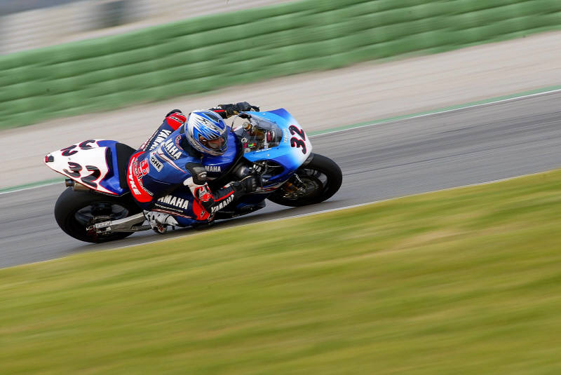 Foggy: Bayliss better than Corser.