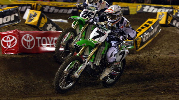Stewart fights back with wet San Francisco win.