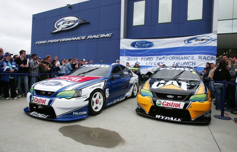 <I>Crash.net</I> preview - '06 V8 Supercar series.