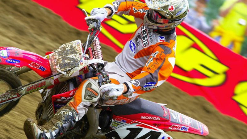 Windham wins Unadilla, Stewart injured.