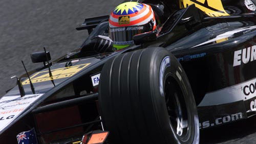 Garcia makes F1 test debut with Minardi.