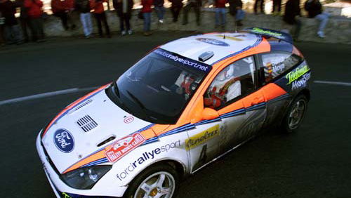 Sainz's co-driver sidelined following crash.
