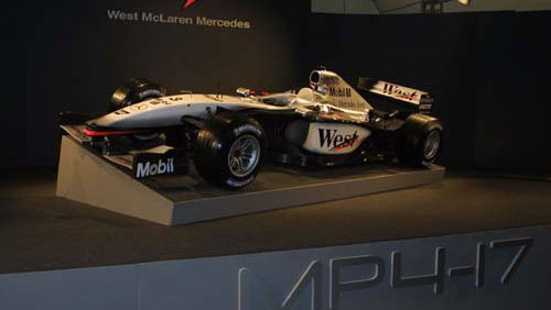 McLaren-Mercedes MP4-17 - technical specification.