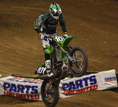 2006 Paris-Bercy Supercross gathers steam.