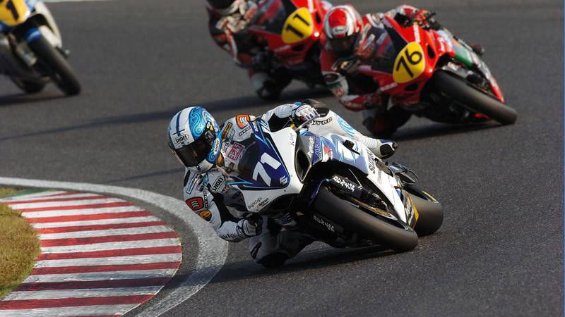 Kagayama wins Japanese Superbike finale.