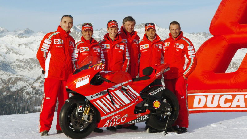 Ducati launch Desmosedici GP7.