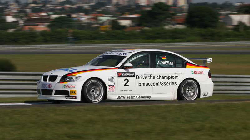 Curitiba 2007: Farfus leads BMW domination.