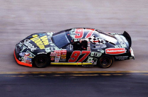 Fourth at Atlanta fuels Stewart's title hopes.