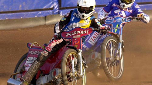 Courage earns praise from Sampford.